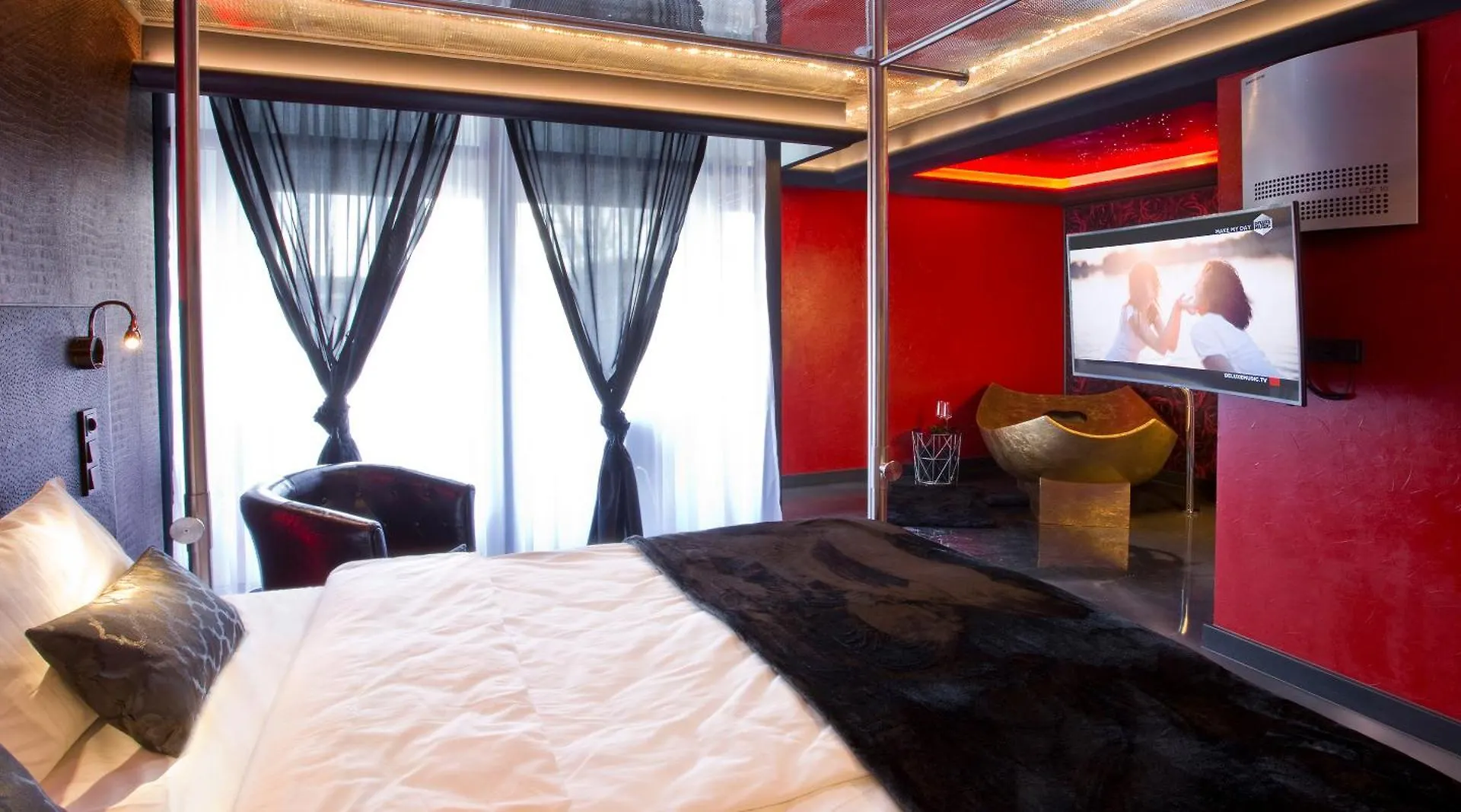 Plaza Inn Stays Design Dortmund